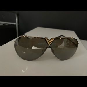 Authentic Louis Vuitton sunglasses